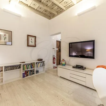Apartment Kolis House